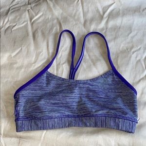 Lululemon sports bra